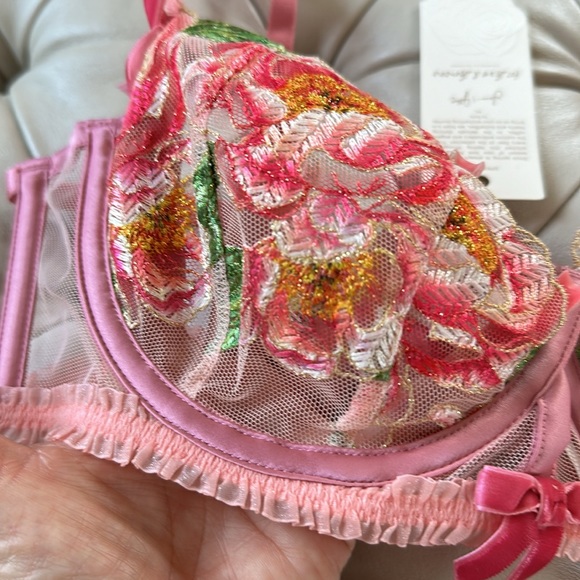 🍋NWT For Love & Lemons Needle Point Roses Bra & Thong Panty Set Size M🍋 - Picture 10 of 15
